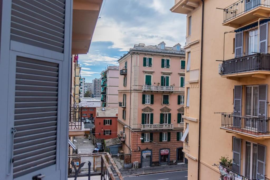 Genova-Tra Mare E Centro Storico Lejlighed Eksteriør billede